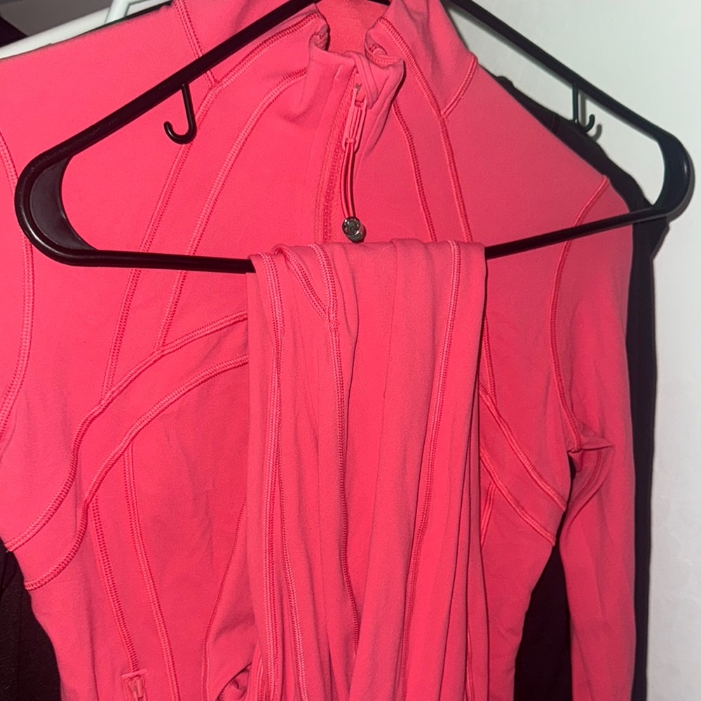 Lululemon Athletica Pink set good condition